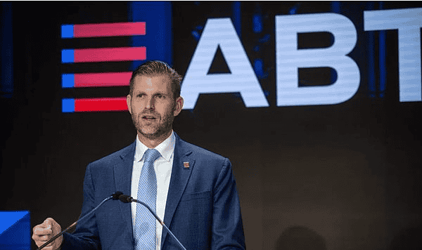 2025年币圈大崩盘：单日蒸发4500亿美元背后的财富绞杀战